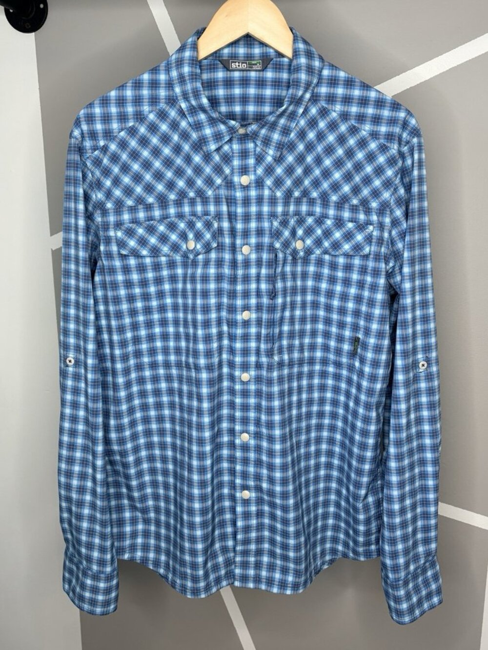 Stio Eddy Drift Fishing Full Snap Shirt Men’s M Blue Plaid Outdoor Lightweight
